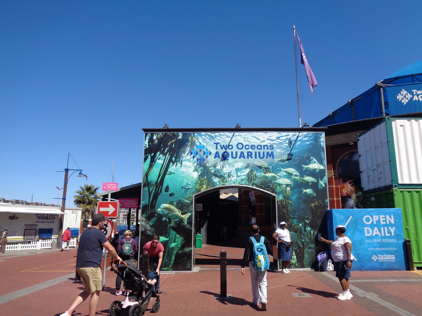 Two Oceans Aquarium Entrance