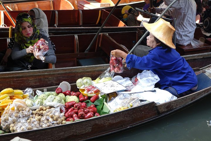 Floating & Railway Markets Tour