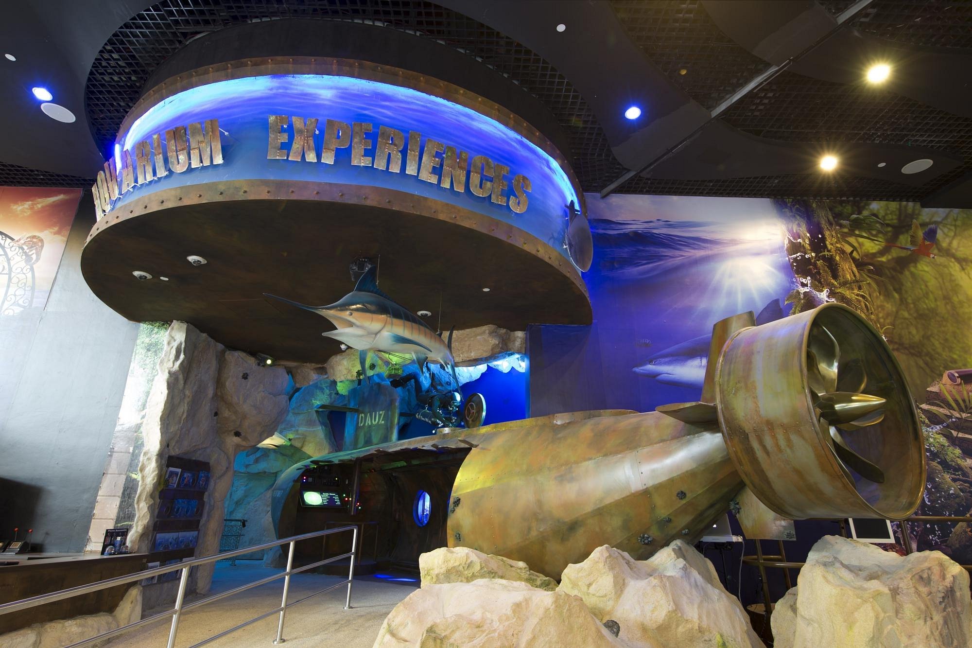 Dubai Aquarium & Underwater Zoo